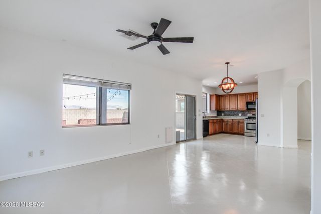 10575 E Ottoman Drive, Tucson, AZ 85747