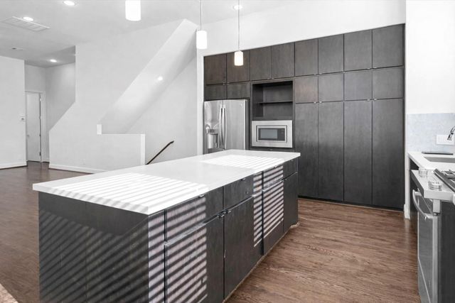 3111 Leeland Street, Houston, TX 77003