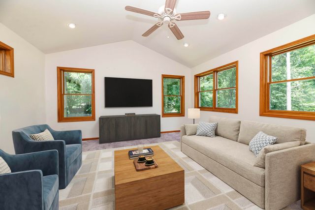 11175 Delmar Avenue, Richland, MI 49083
