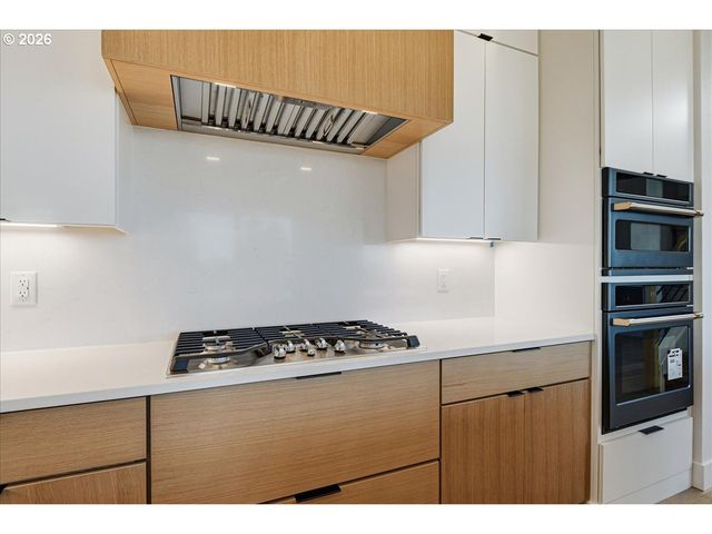 1597 Nw GOODWIN St, Camas, WA 98607