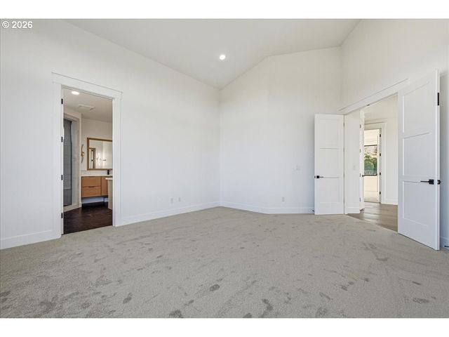 1597 Nw GOODWIN St, Camas, WA 98607