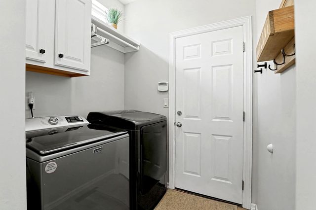 728 N Timberleaf Cir, Derby, KS 67037