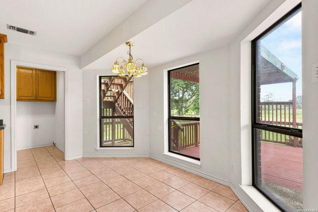 16567 Fm 725, Seguin, TX 78155