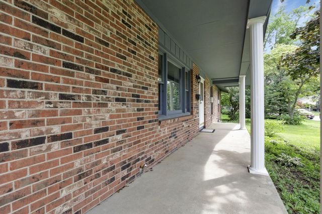 8 Willis Court, Washington Court House, OH 43160