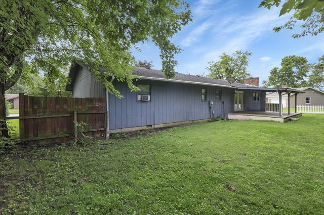 8 Willis Court, Washington Court House, OH 43160