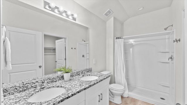 304 Del Monte Drive, Huntsville, TX 77320
