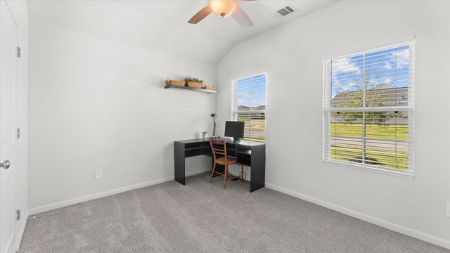 304 Del Monte Drive, Huntsville, TX 77320