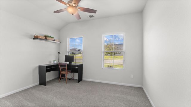 304 Del Monte Drive, Huntsville, TX 77320