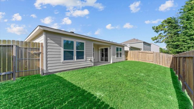 304 Del Monte Drive, Huntsville, TX 77320