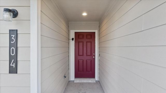 304 Del Monte Drive, Huntsville, TX 77320