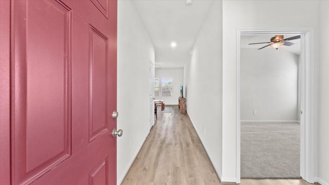304 Del Monte Drive, Huntsville, TX 77320