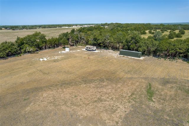 5788 Co Rd 4640, Trenton, TX 75490