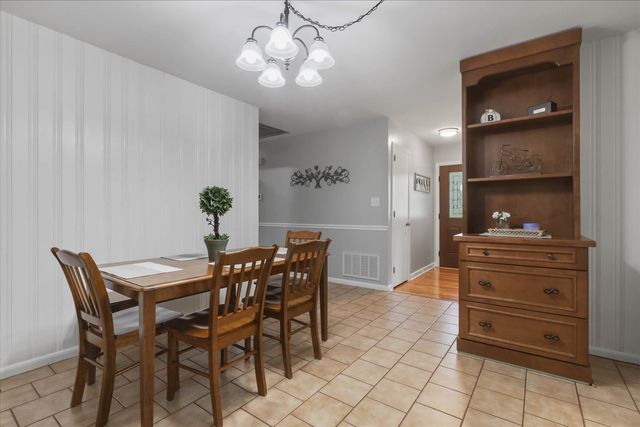 1917 Sharon Road, Tallahassee, FL 32303