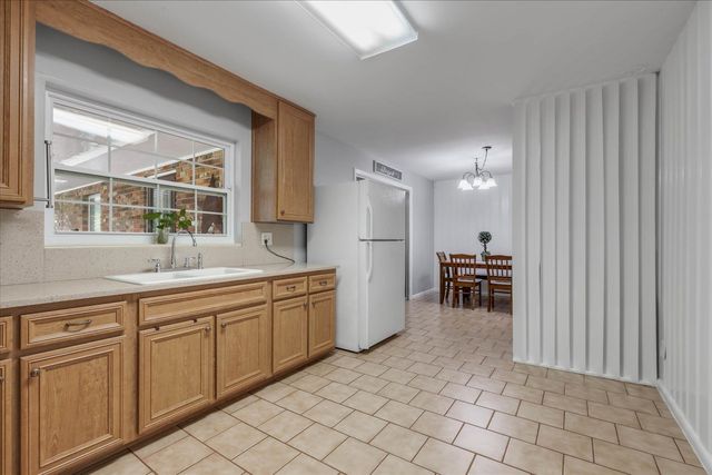 1917 Sharon Road, Tallahassee, FL 32303