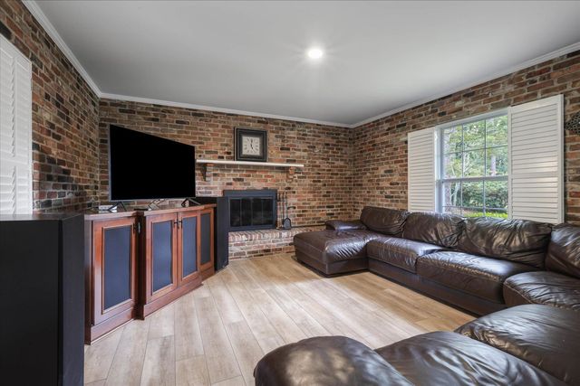 1917 Sharon Road, Tallahassee, FL 32303