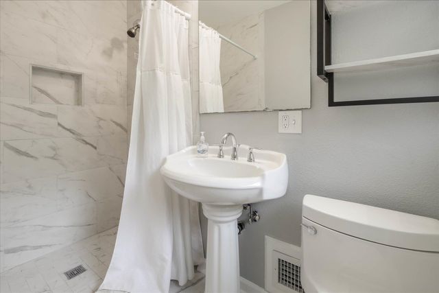 1917 Sharon Road, Tallahassee, FL 32303