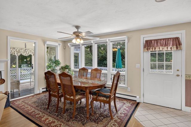 442 Flint St, Barnstable, MA 02648