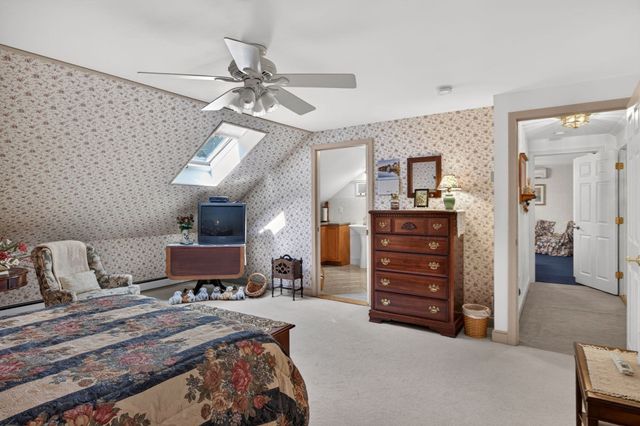 442 Flint St, Barnstable, MA 02648