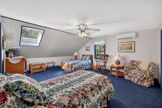 442 Flint St, Barnstable, MA 02648