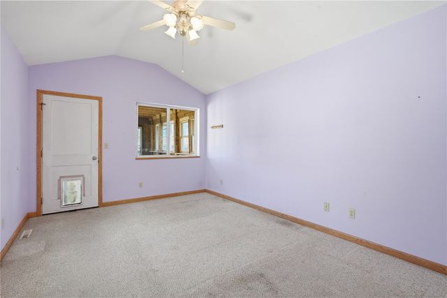 130 29th Avenue SW, Cedar Rapids, IA 52404