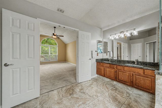 3318 Clearfield Drive, Grapevine, TX 76051