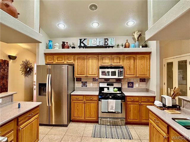 5628 S Desert Lakes Drive, Fort Mohave, AZ 86426