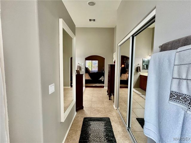 5628 S Desert Lakes Drive, Fort Mohave, AZ 86426