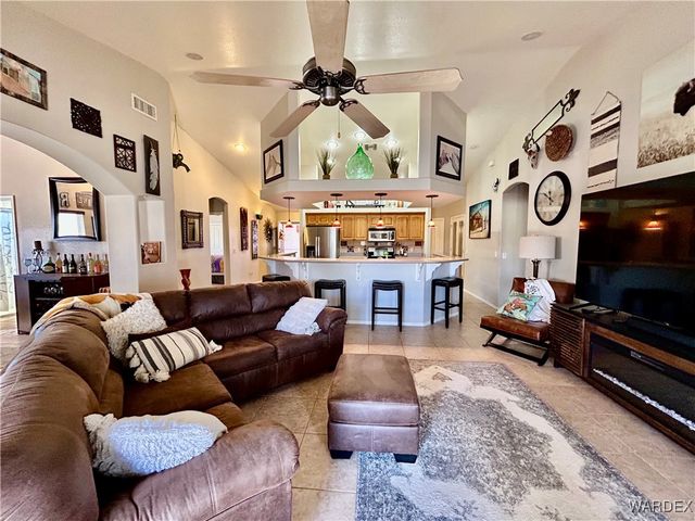 5628 S Desert Lakes Drive, Fort Mohave, AZ 86426