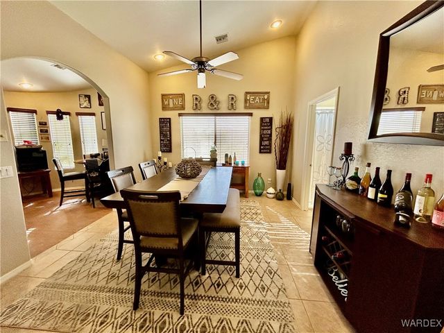 5628 S Desert Lakes Drive, Fort Mohave, AZ 86426