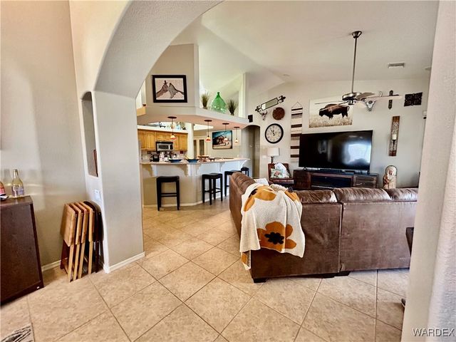 5628 S Desert Lakes Drive, Fort Mohave, AZ 86426