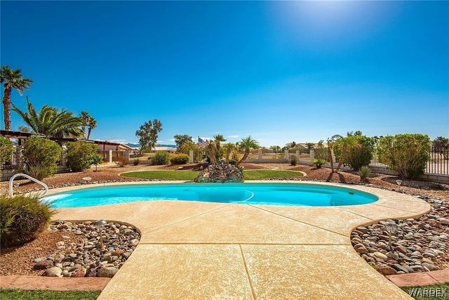 5628 S Desert Lakes Drive, Fort Mohave, AZ 86426