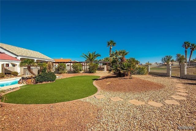 5628 S Desert Lakes Drive, Fort Mohave, AZ 86426