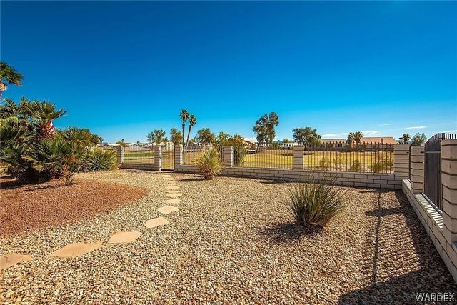 5628 S Desert Lakes Drive, Fort Mohave, AZ 86426