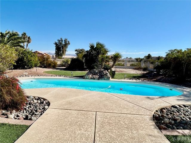 5628 S Desert Lakes Drive, Fort Mohave, AZ 86426