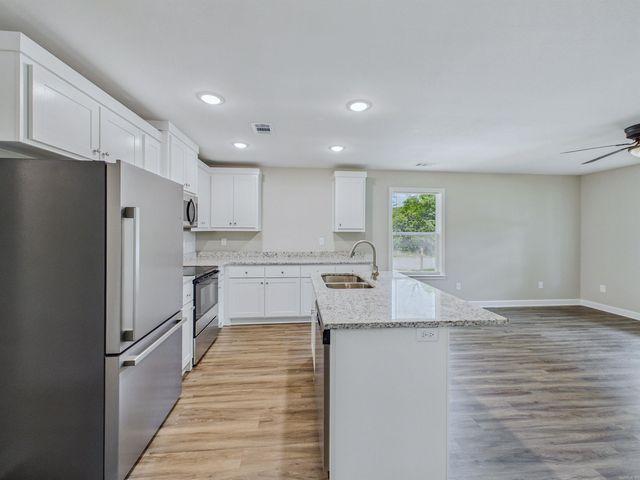 2221.5 E Washington, North Little Rock, AR 72214