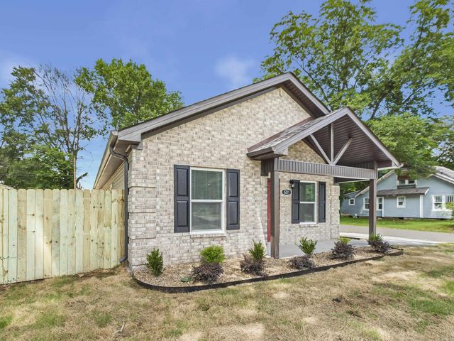 2221.5 E Washington, North Little Rock, AR 72214