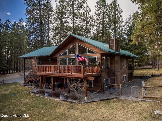 493 Rim Dr, Moyie Springs, ID 83845