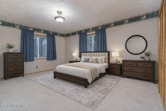 493 Rim Dr, Moyie Springs, ID 83845