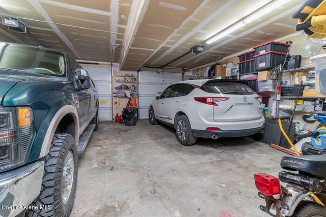 493 Rim Dr, Moyie Springs, ID 83845