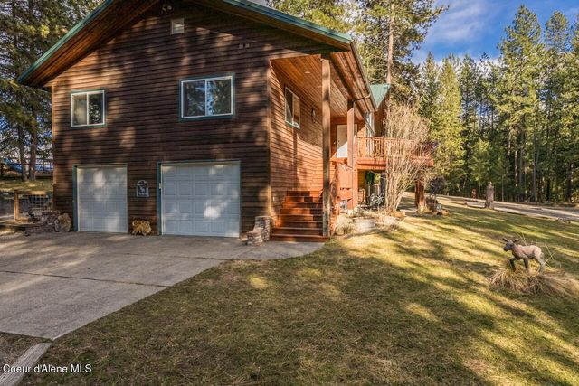 493 Rim Dr, Moyie Springs, ID 83845