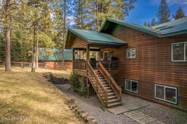 493 Rim Dr, Moyie Springs, ID 83845