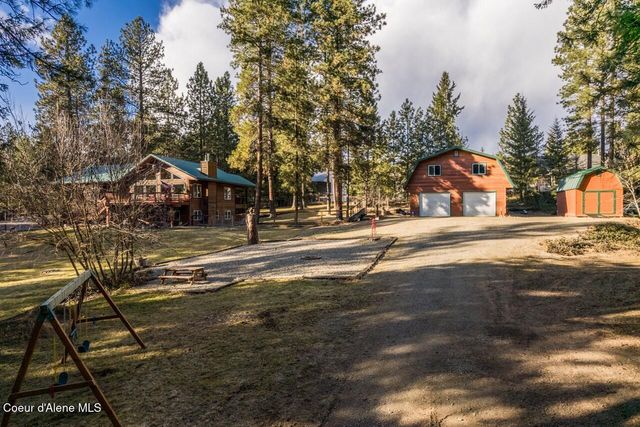 493 Rim Dr, Moyie Springs, ID 83845