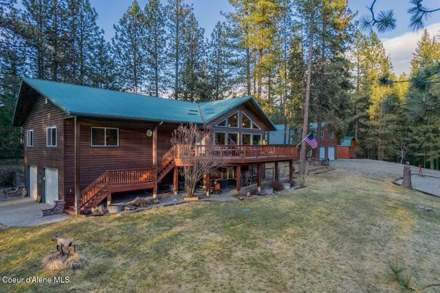 493 Rim Dr, Moyie Springs, ID 83845