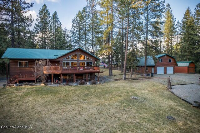 493 Rim Dr, Moyie Springs, ID 83845