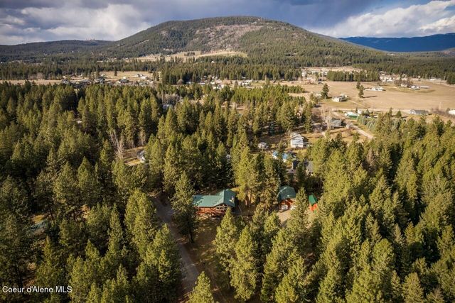 493 Rim Dr, Moyie Springs, ID 83845