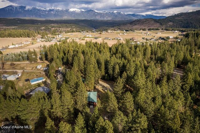 493 Rim Dr, Moyie Springs, ID 83845