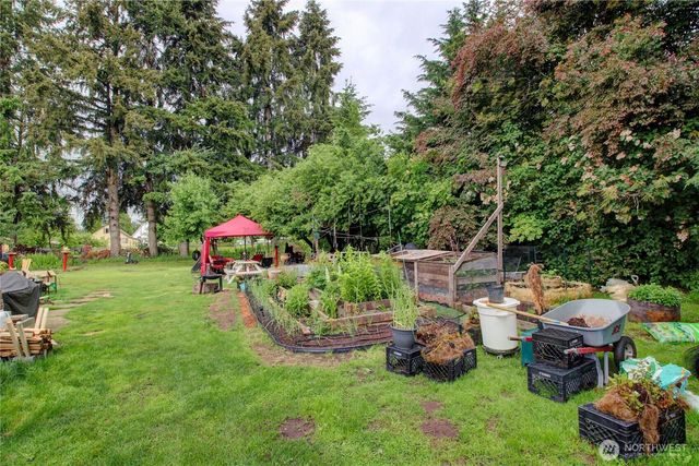 7185 Old Hwy 99 N Road, Burlington, WA 98233