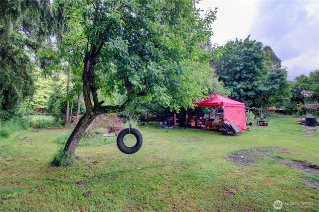 7185 Old Hwy 99 N Road, Burlington, WA 98233
