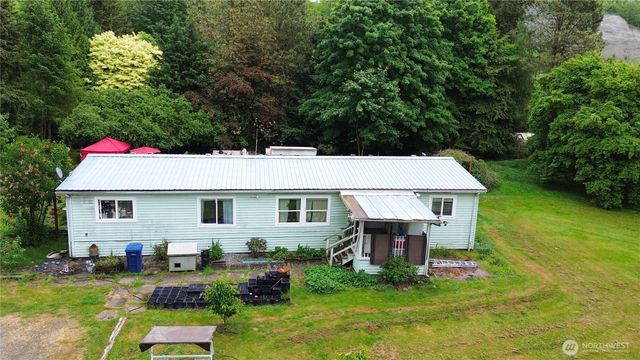 7185 Old Hwy 99 N Road, Burlington, WA 98233