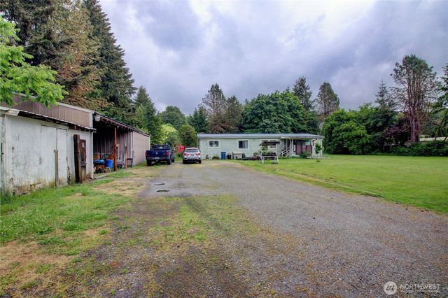 7185 Old Hwy 99 N Road, Burlington, WA 98233